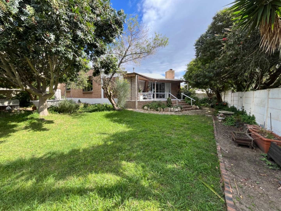 2 Bedroom Property for Sale in Fisherhaven Western Cape